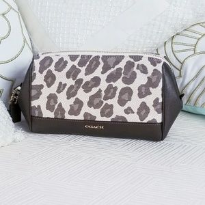 Coach Madison large wristlet